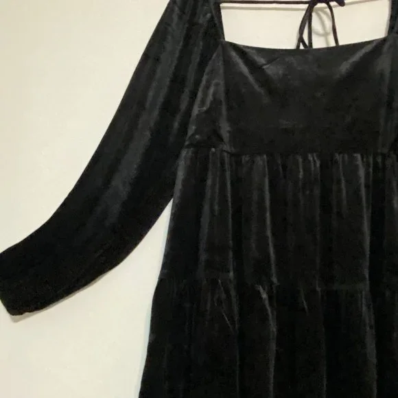 Lucy Paris Melissa Black Velvet Tiered Babydoll Dress - Picture 11 of 16